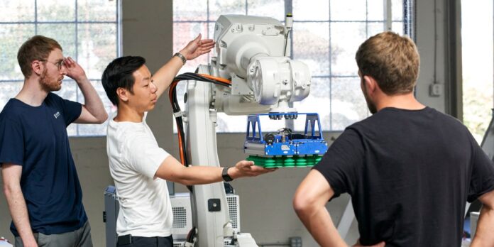 비공개:-ai-is-poised-to-automate-today’s-most-mundane-manual-warehouse-task 비공개:-ai-is-poised-to-automate-today’s-most-mundane-manual-warehouse-task