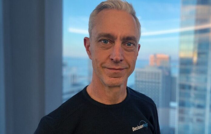robert-pierce,-의사-결정-인터뷰-시리즈의-공동-창립자-겸-최고-과학-책임자