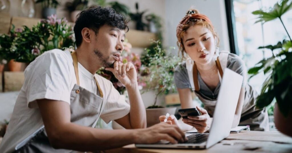 소매 업체 및 소비재 조직이 가장 귀중한 대리인 AI 사용 사례를 식별하도록 돕습니다.