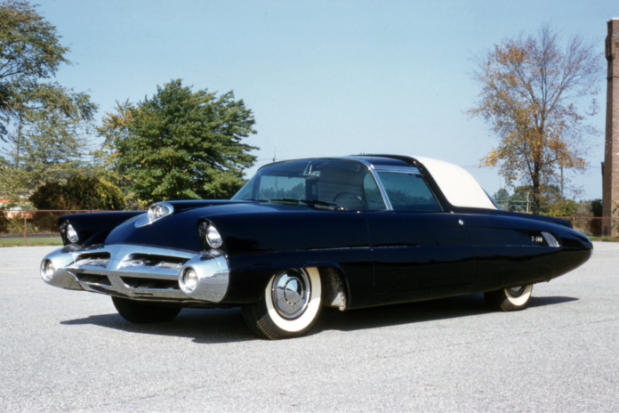 1953년,-포드-x-100-컨셉카는-모든-것을-갖추었습니다. 1953년,-포드-x-100-컨셉카는-모든-것을-갖추었습니다.